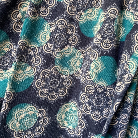 LuLaRoe Madison Skirt 3x - Picture 2 of 4